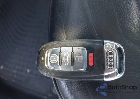 2013 Audi A4 2.0T Premium z USA, uszkodzony, nr VIN WAUFFAFL1DN050346